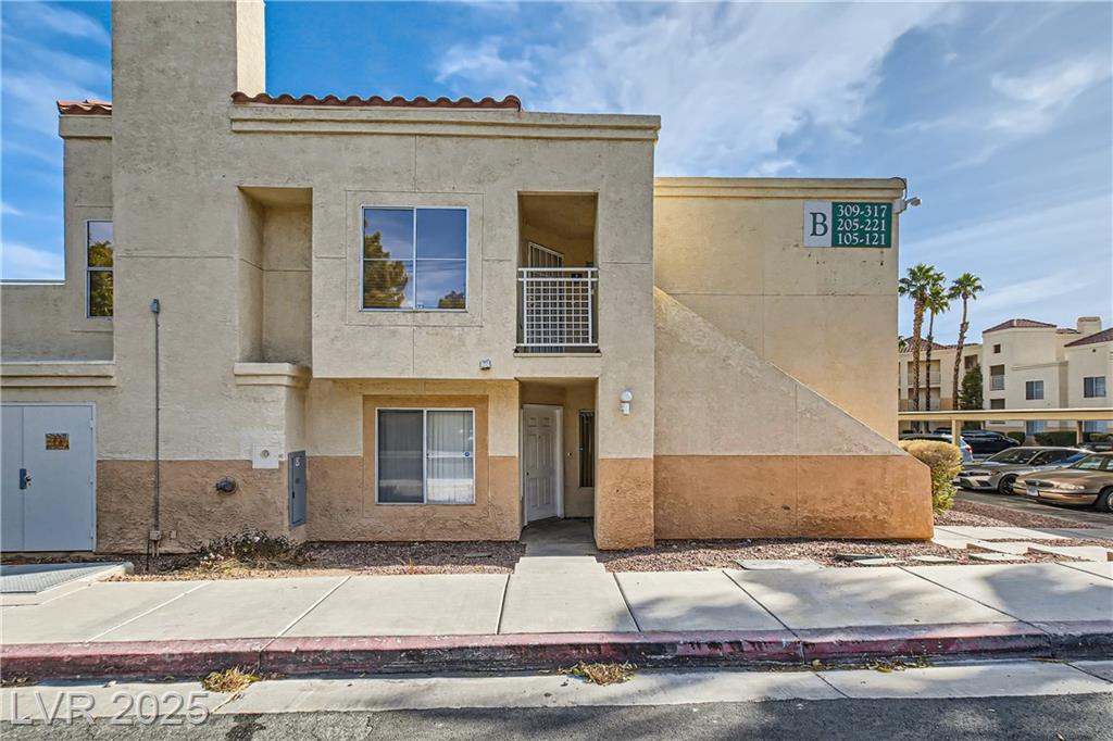 5000 Red Rock ST