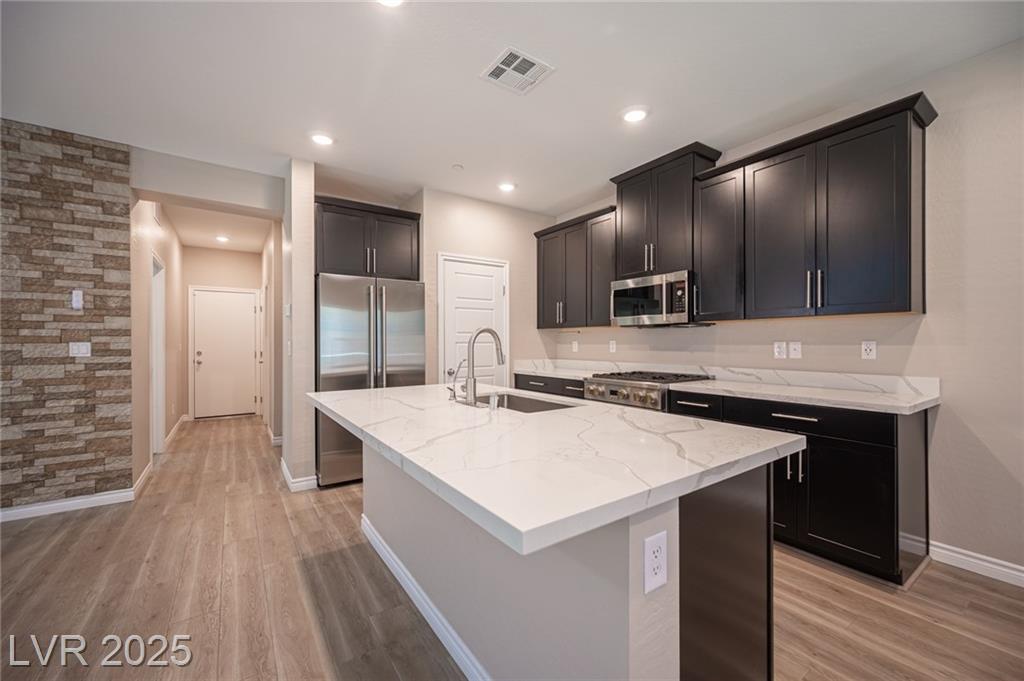 600 Carriage Hill DR