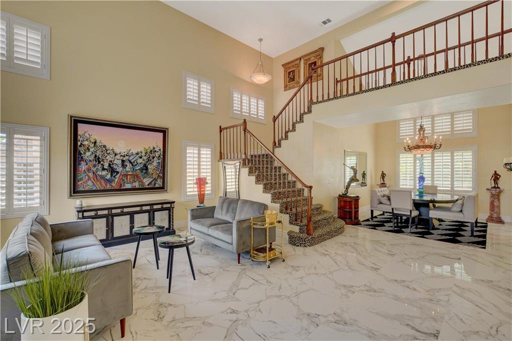 7613 Hackensack CT