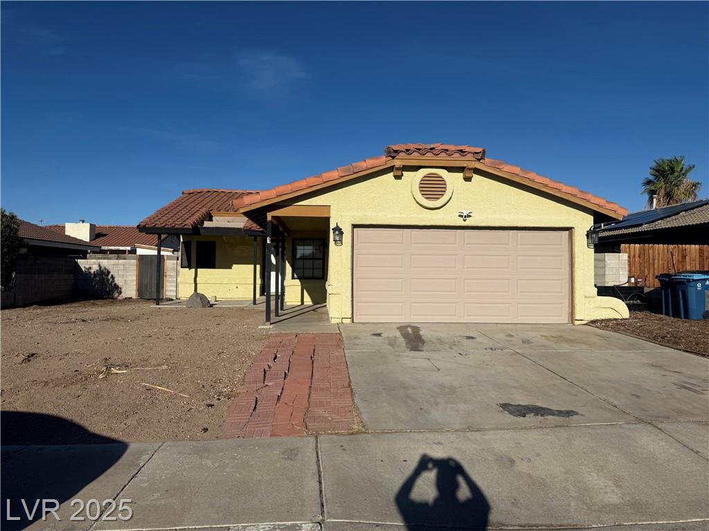 1010 Brookside CT