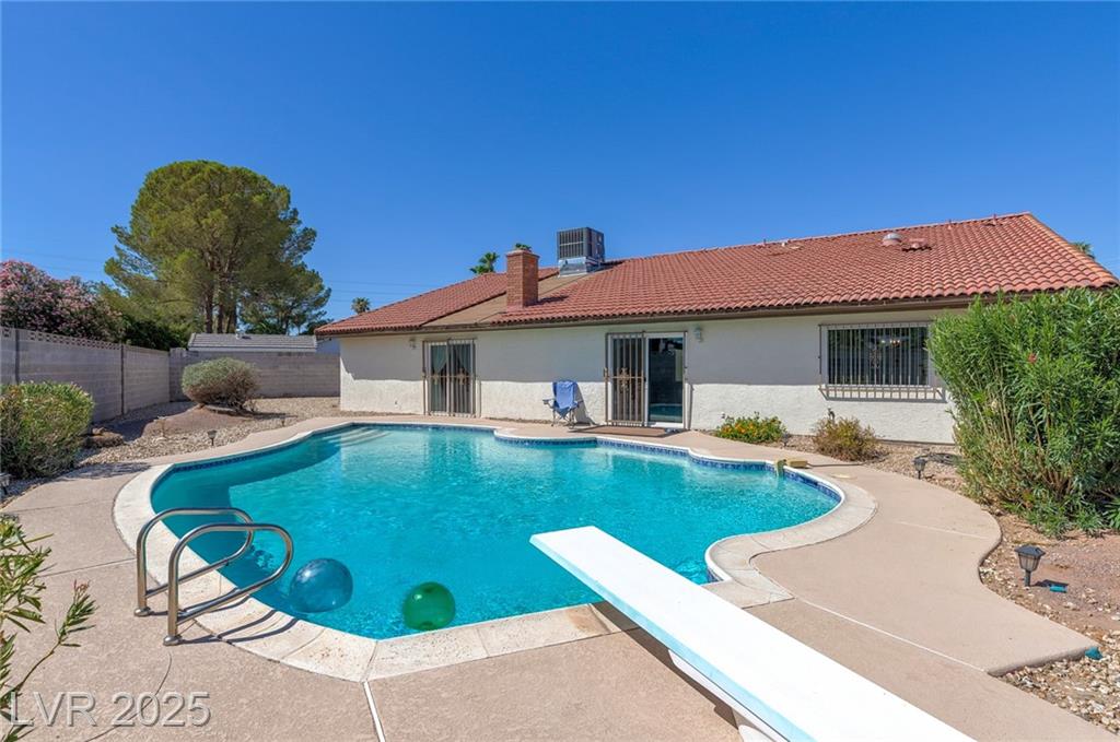 3096 Zane CIR