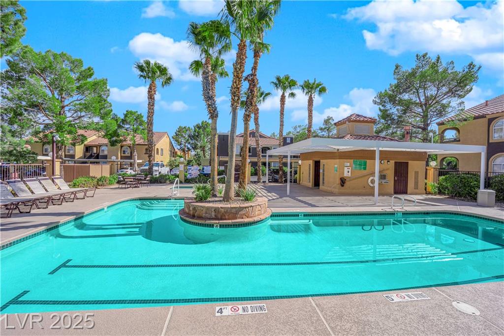 7950 Flamingo RD