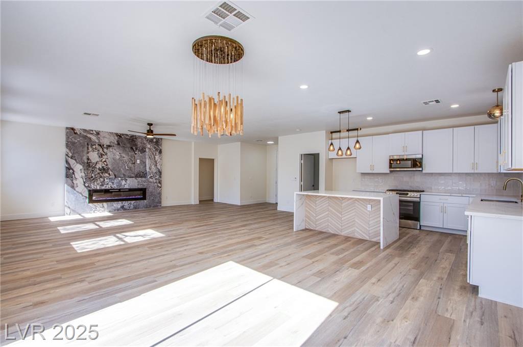 5653 Artesia Lake CT