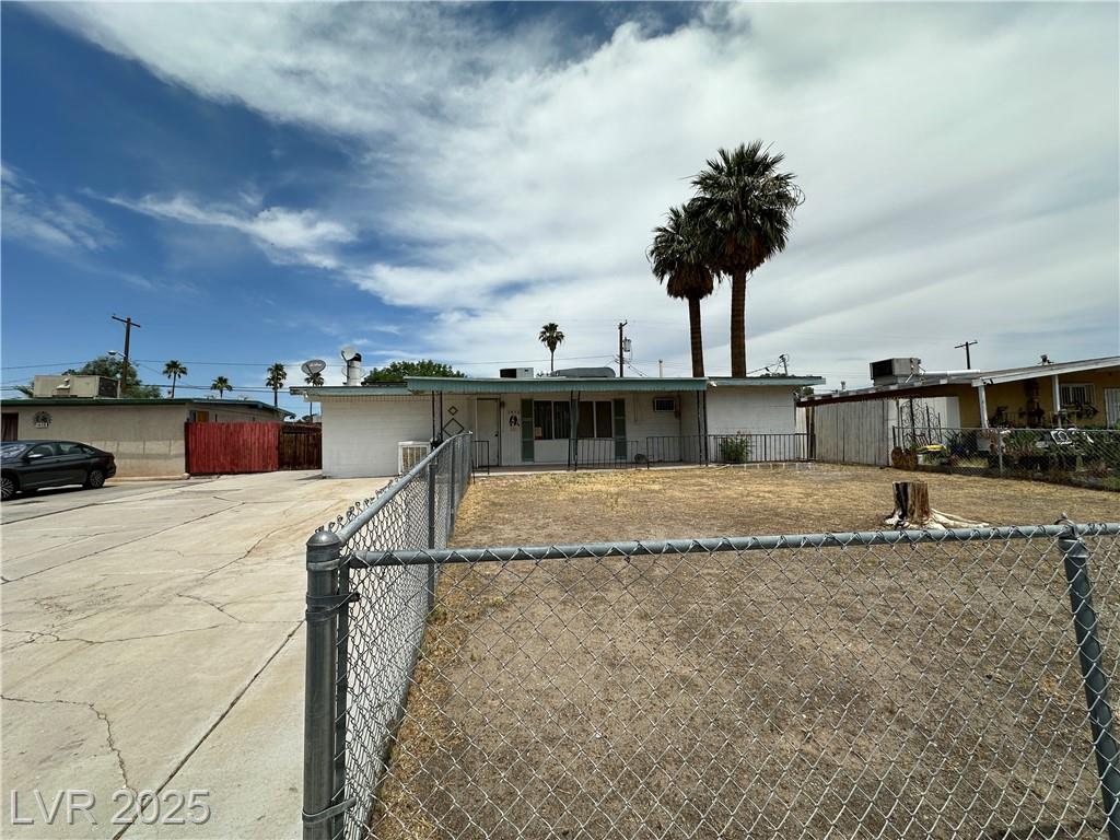 1412 Flower AVE