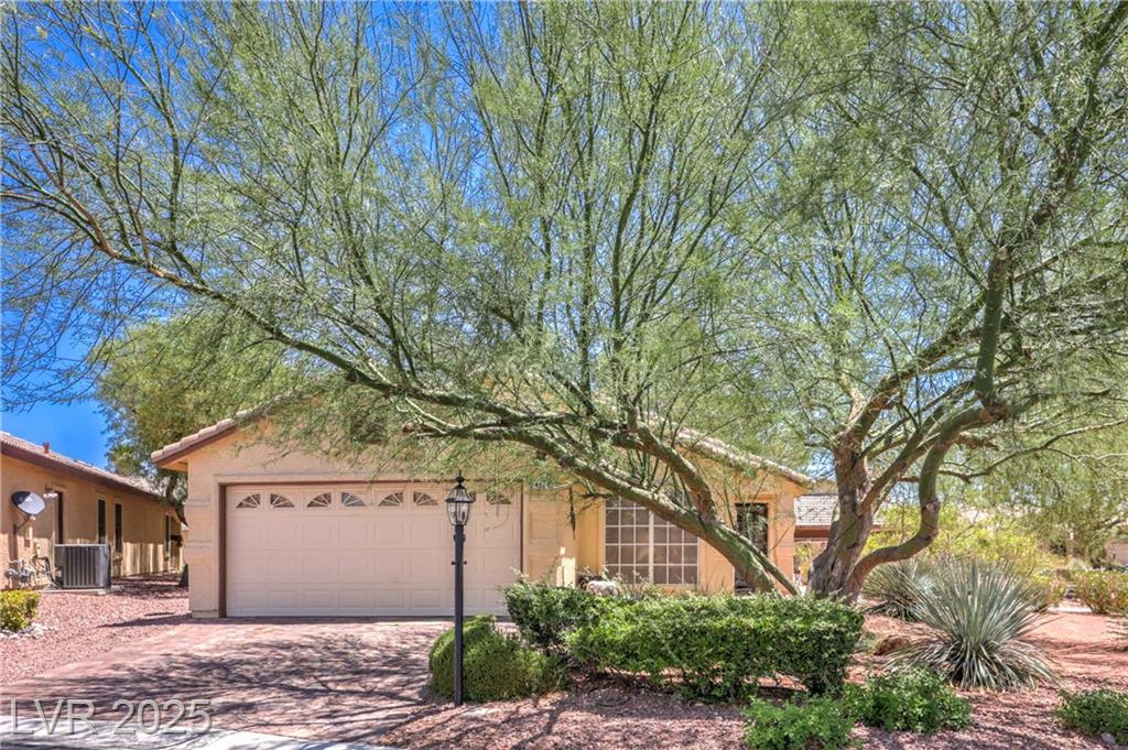 4824 Lawnwood CT