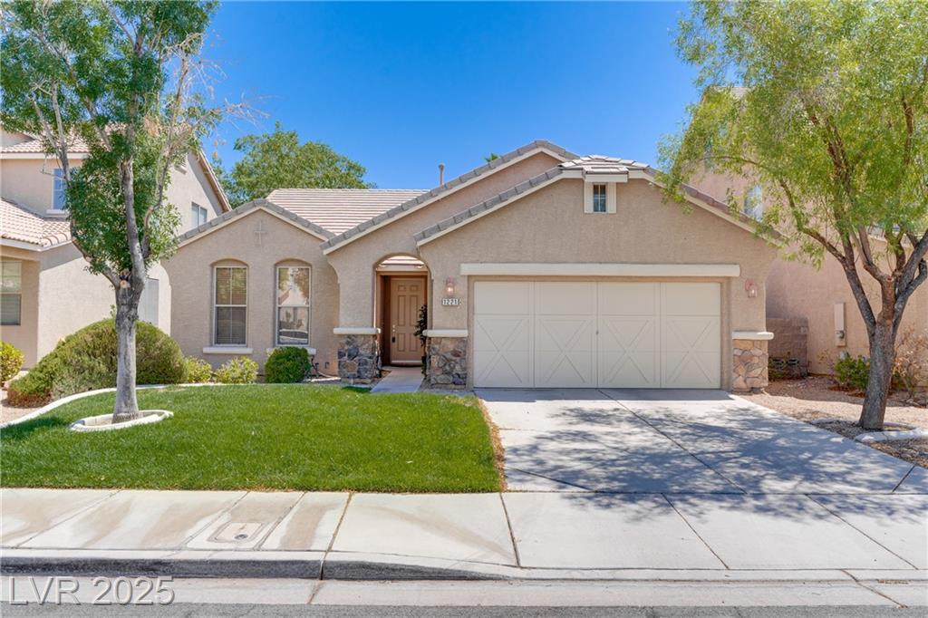 1221 Sonatina DR