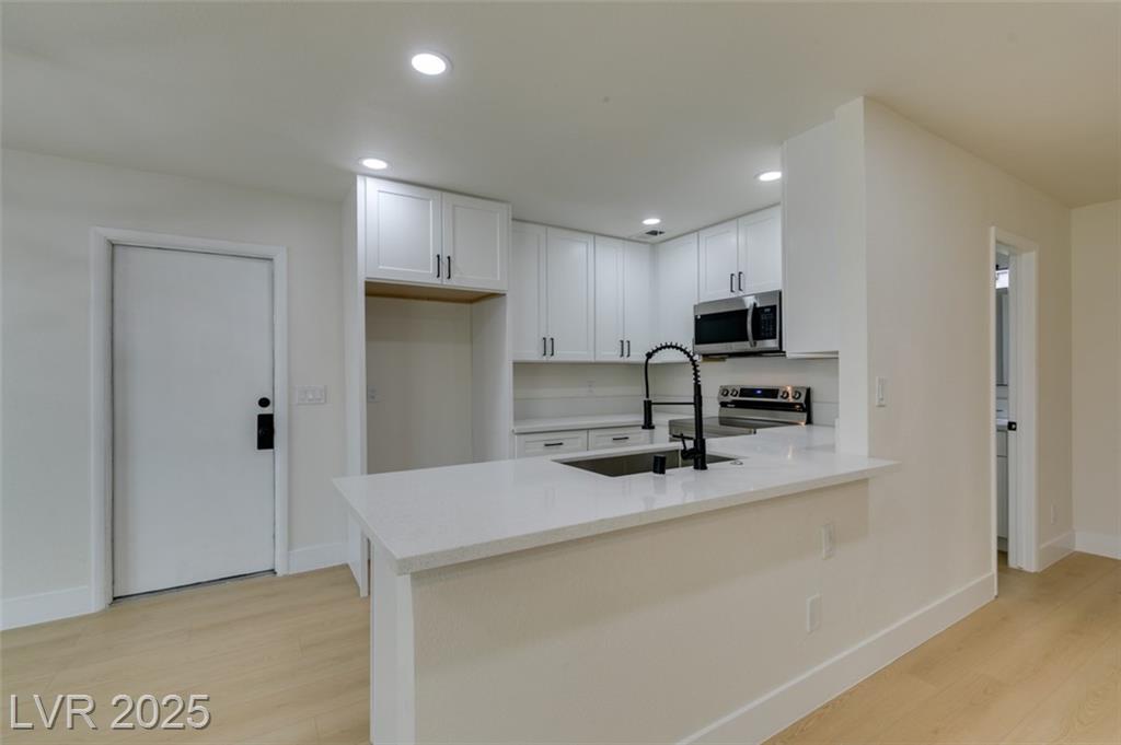 1017 Willow Tree DR