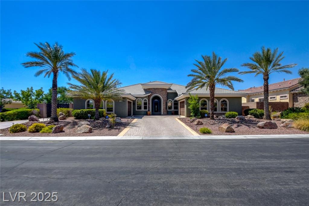 8465 Picket Ridge CT