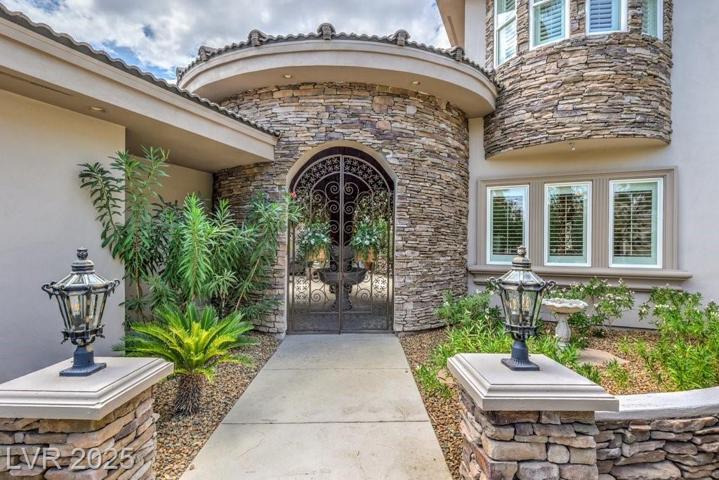 2265 Coral Ridge AVE
