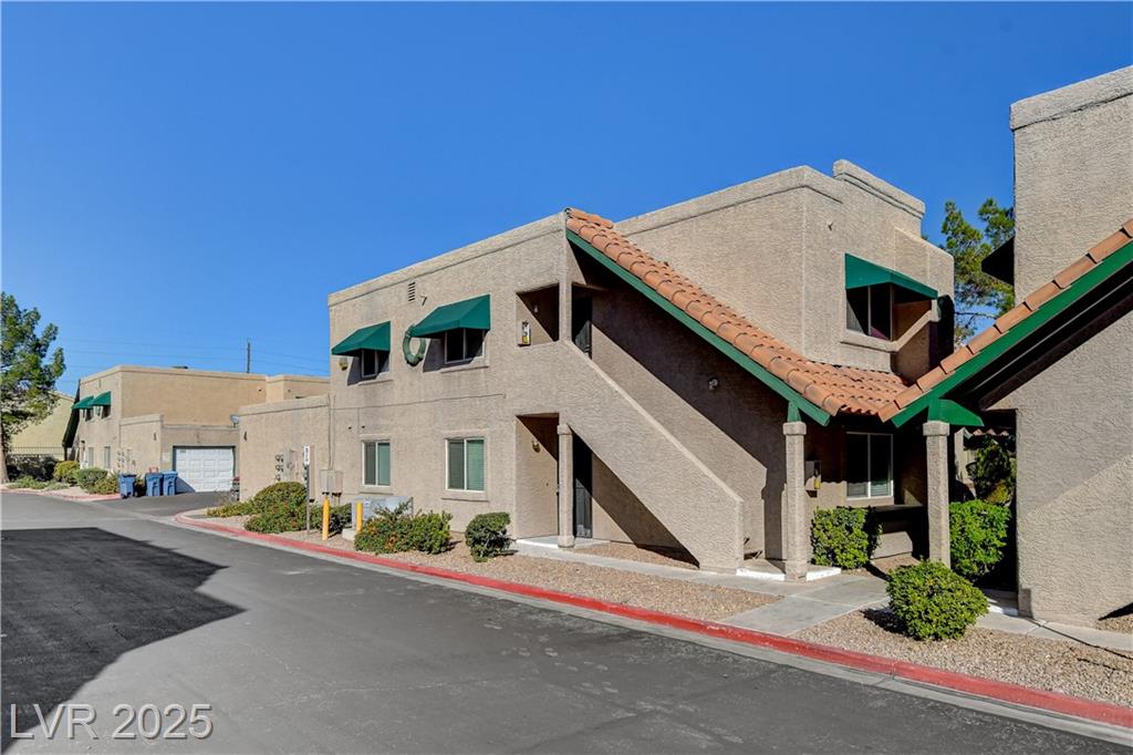 6750 DEL REY AVE
