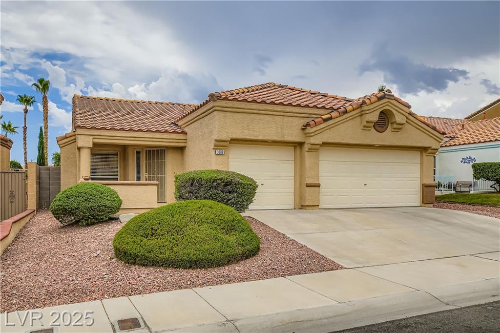 3308 Morning Wind LN