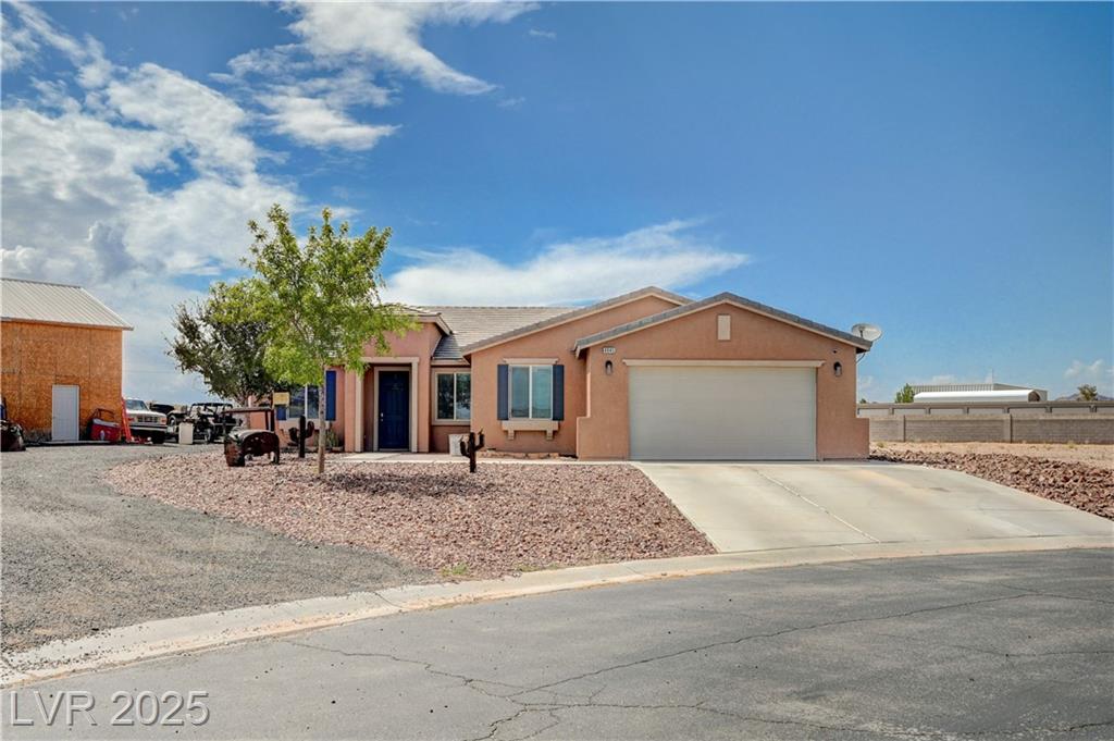 4045 River Heights LN
