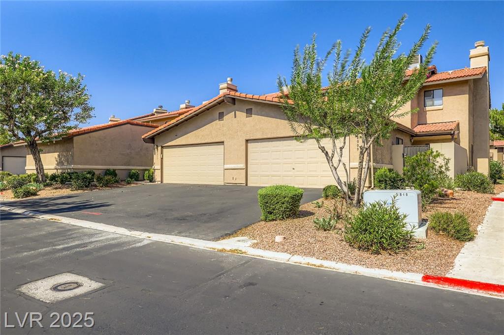 4015 Delos DR