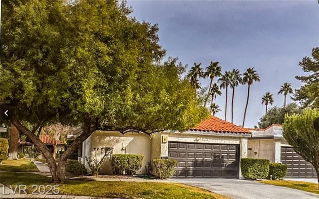 3428 Manzano CIR