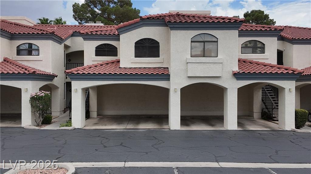 8455 Sahara AVE