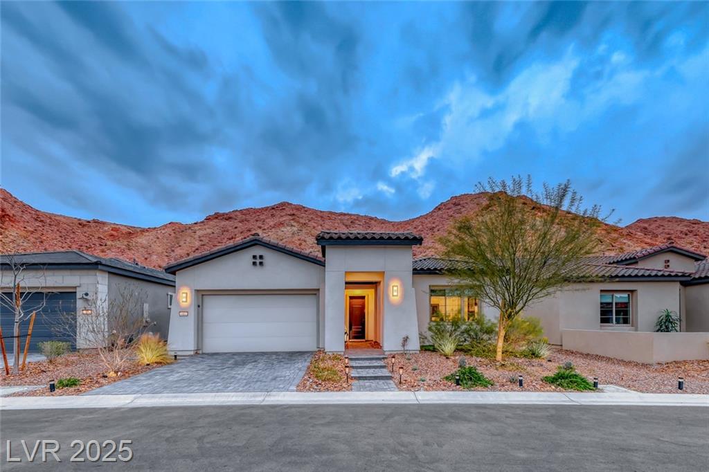 101 Mirage View DR