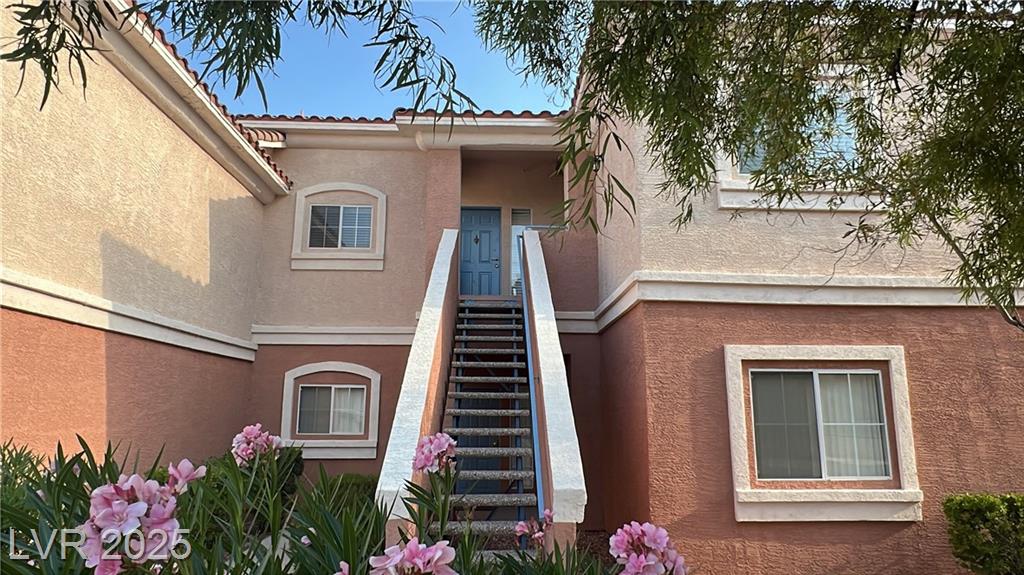 400 Amber Pine ST