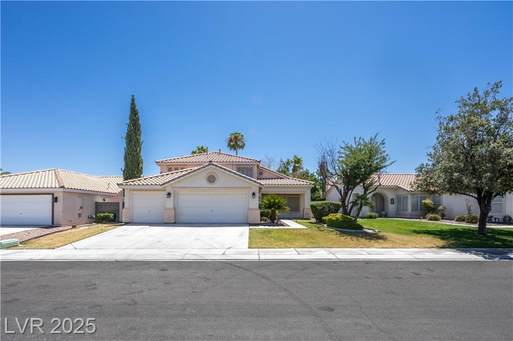 1115 Deer Horn LN