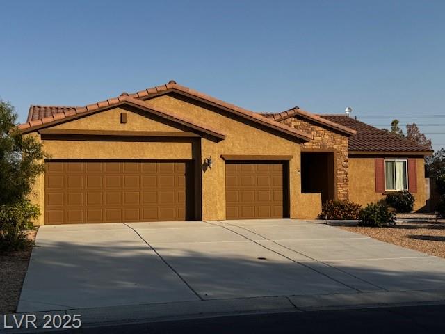 3744 River Heights LN