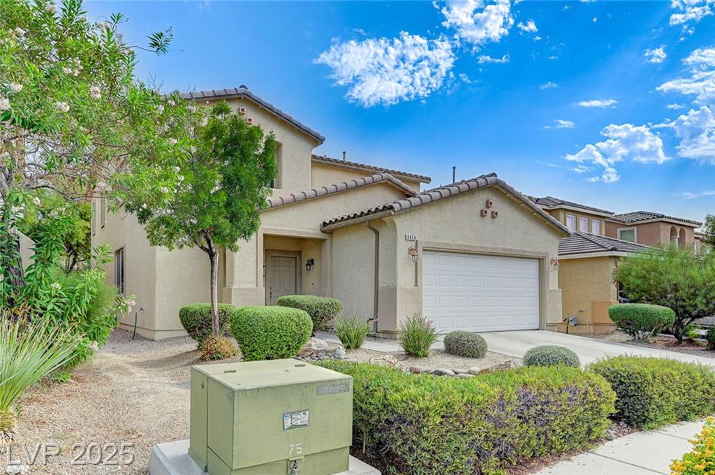 4424 Desert Home AVE