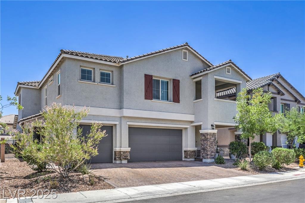 3821 Nesting Wren DR