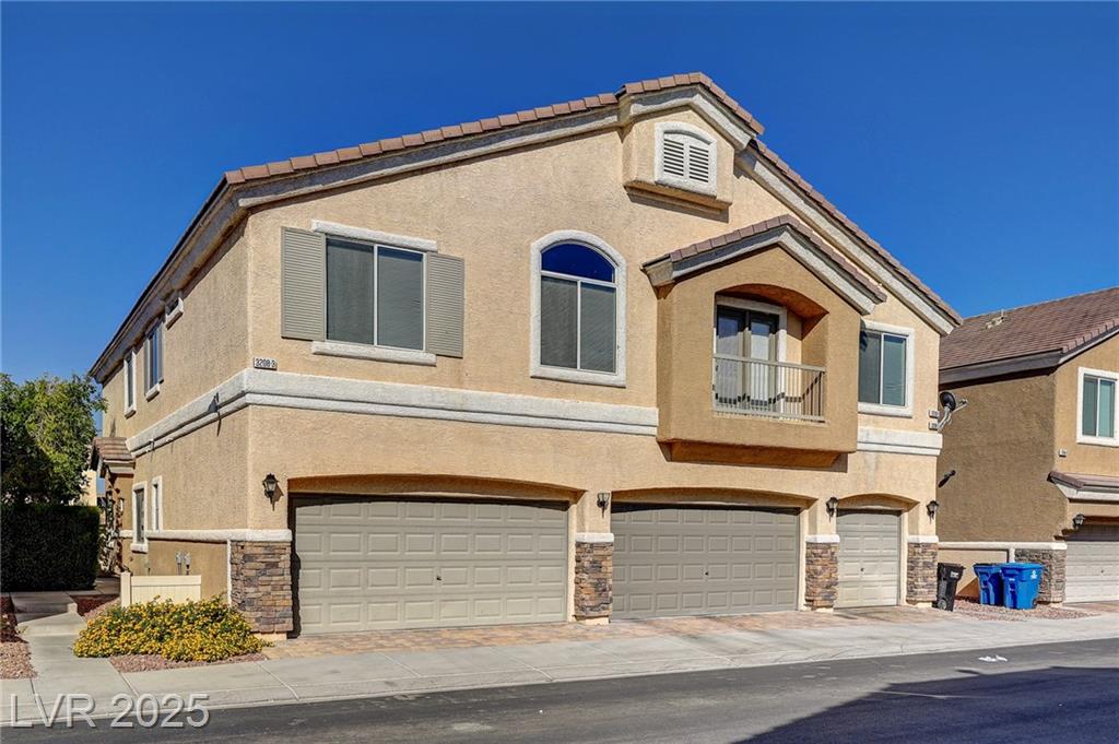3208 Regal Swan PL