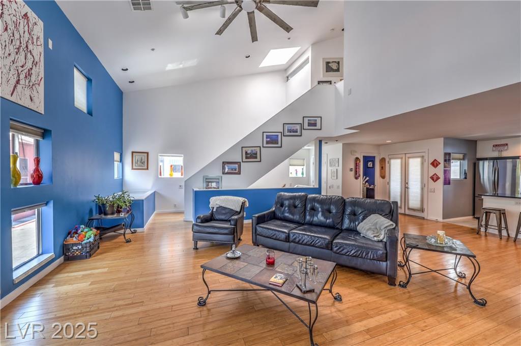 223 Tower ST