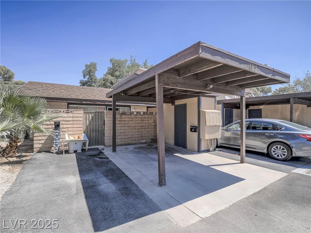 6162 Meadow Vista LN
