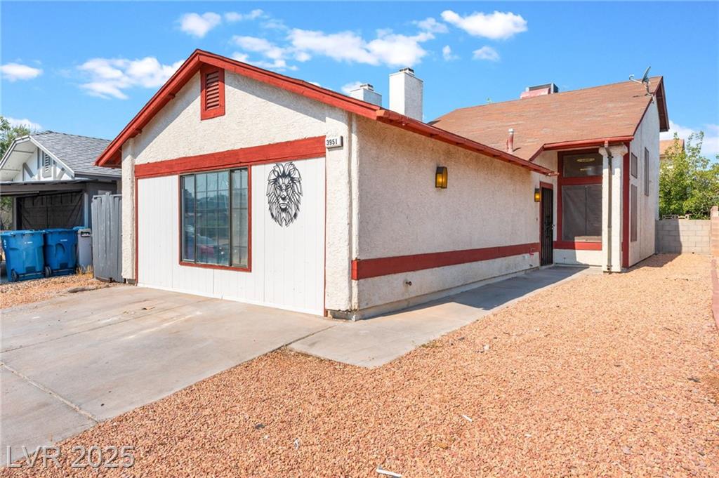 3951 Steinbeck DR