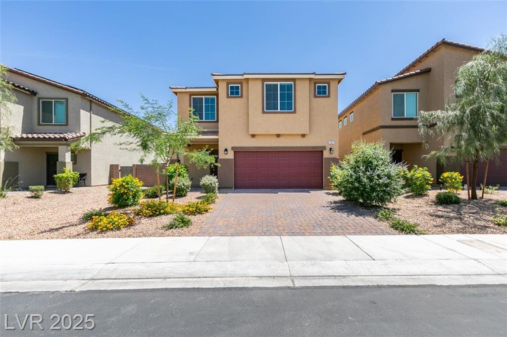 945 Willow Berry AVE