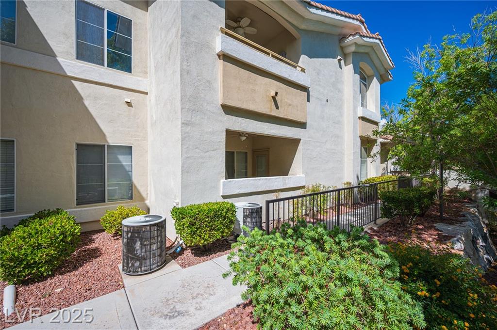 10211 Red Pueblo PL