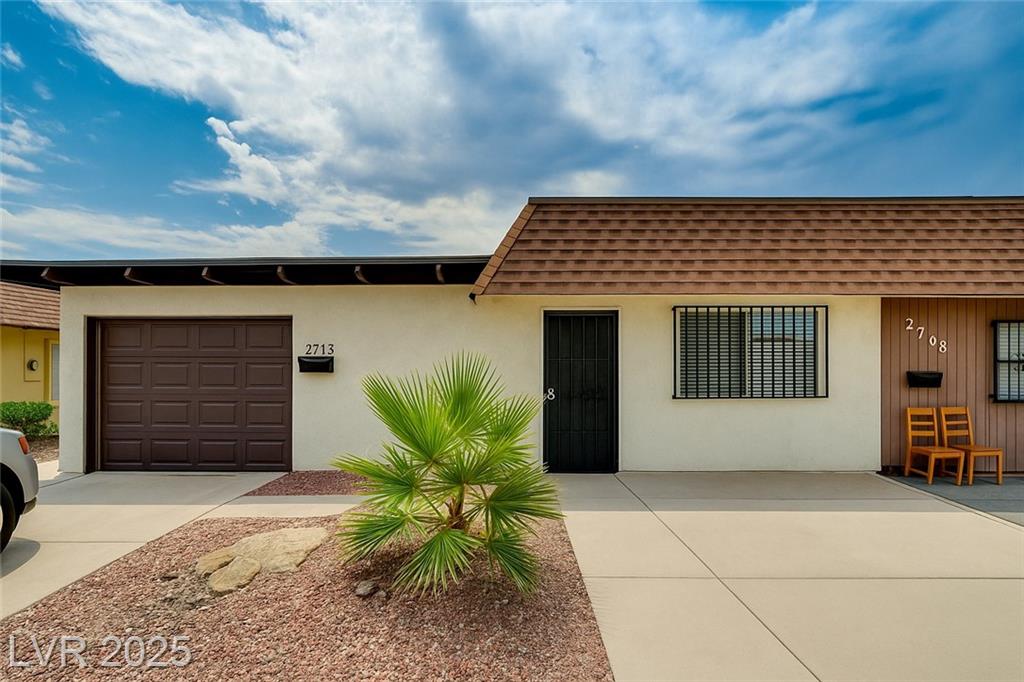 2733 Heritage CIR