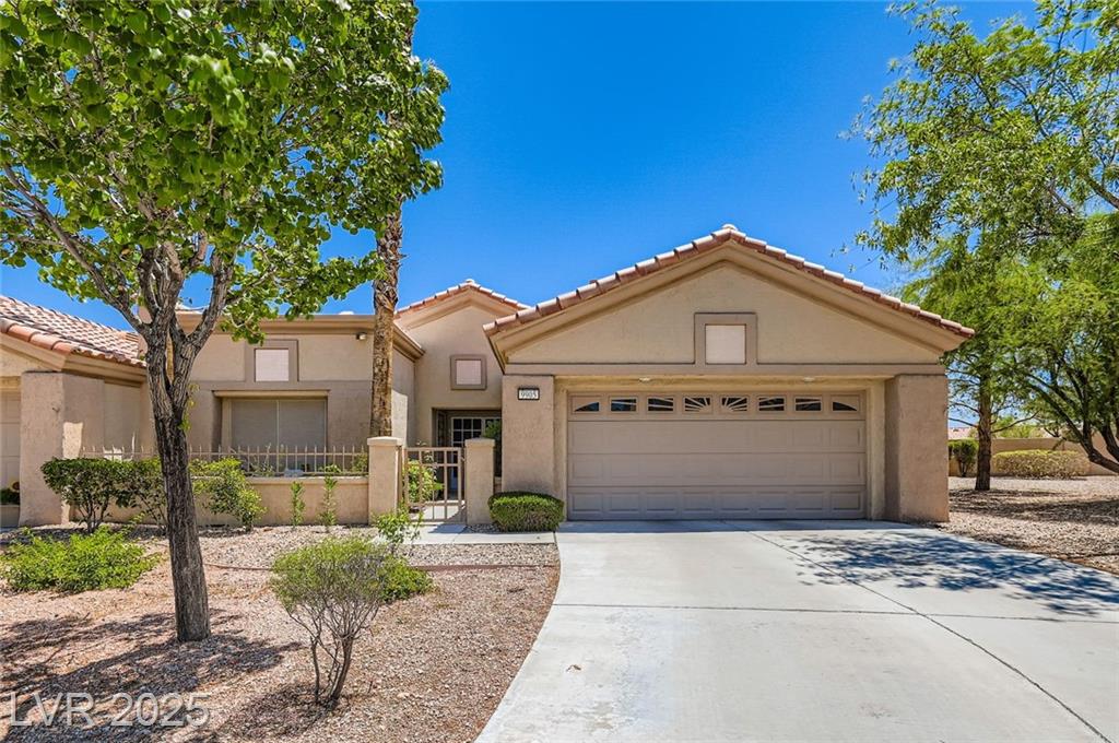 9905 Hemet DR
