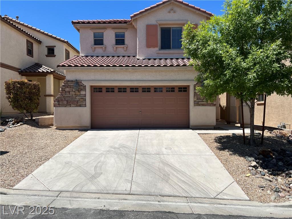 1625 Yellow Tulip PL