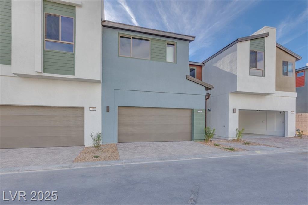 4341 Sunburst Spring AVE