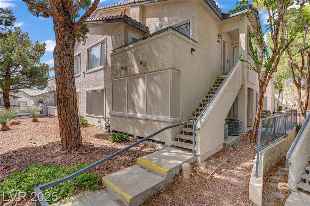 5222 Mandalay Springs DR