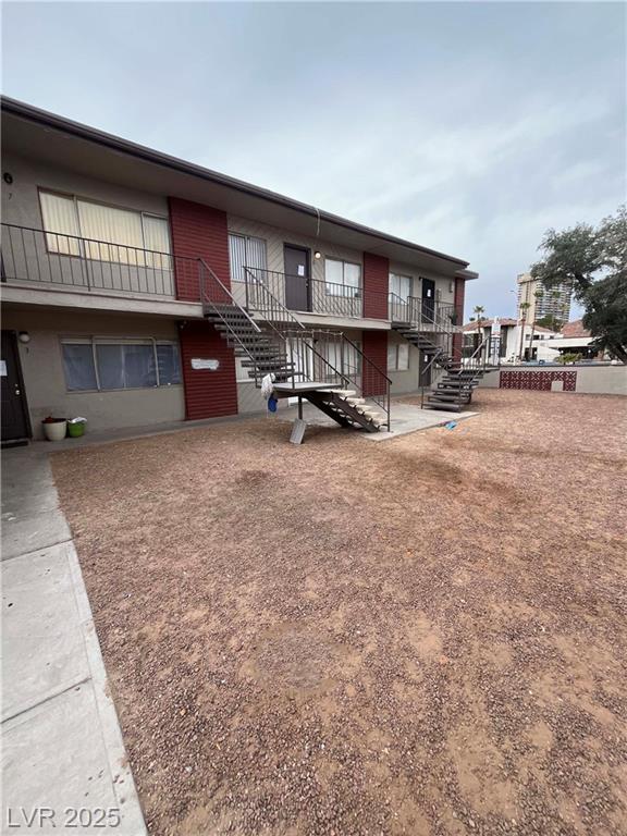 1075 Desert Inn RD