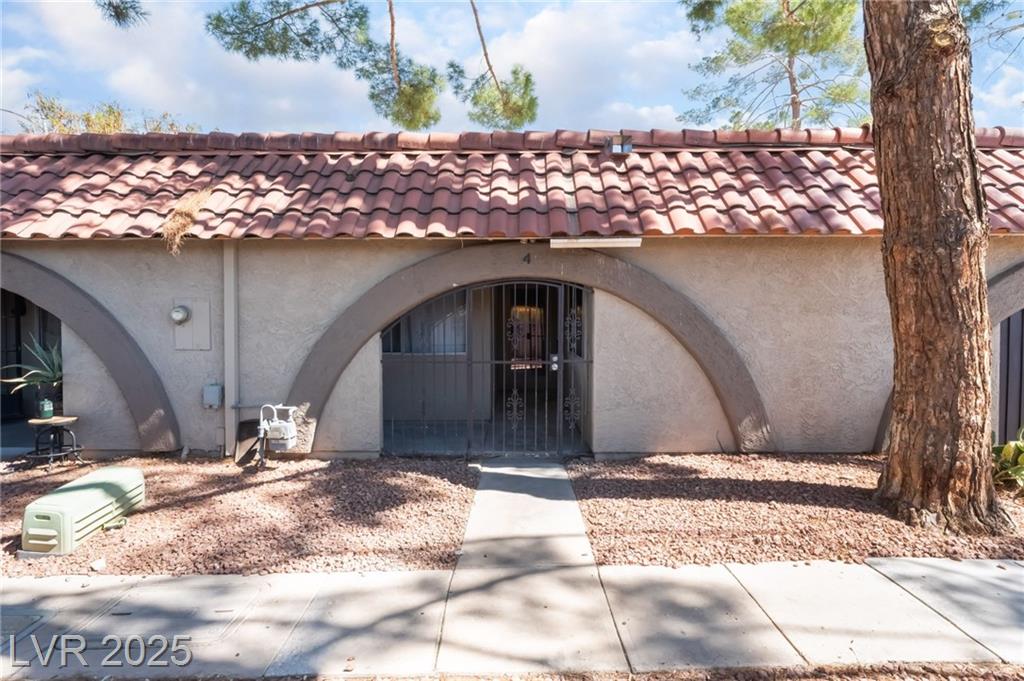 3529 Folage DR