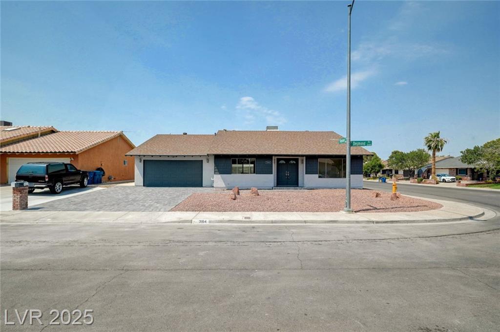 3164 Desmond AVE