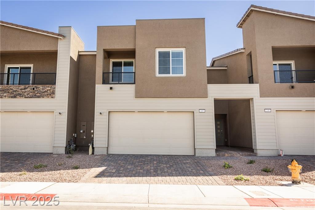 237 McArthur Peak AVE
