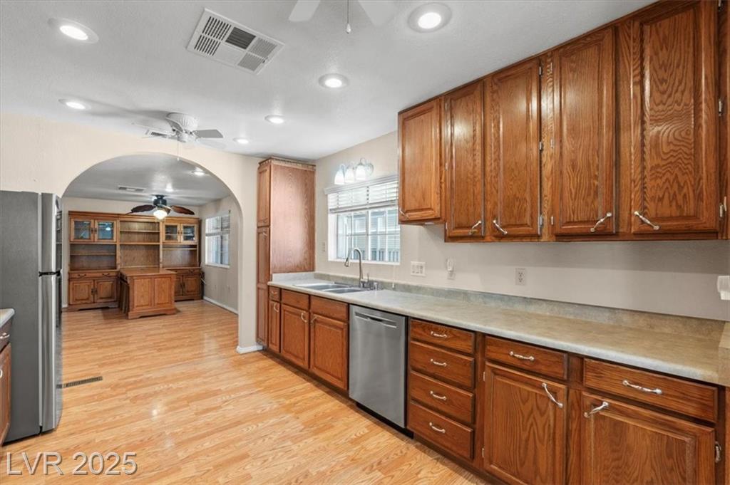 276 Navajo DR