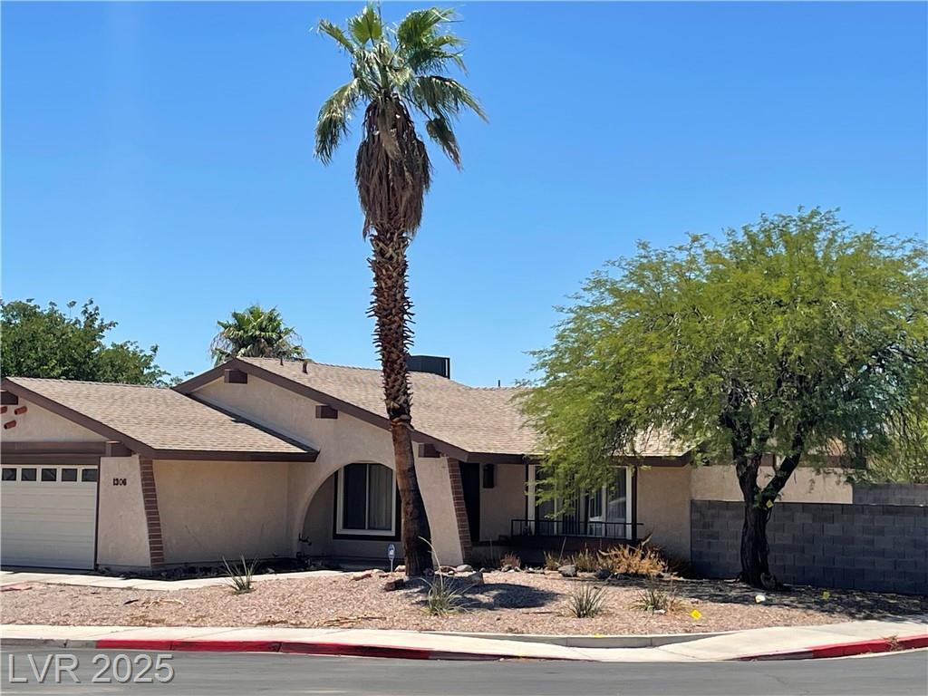 1306 Esther DR
