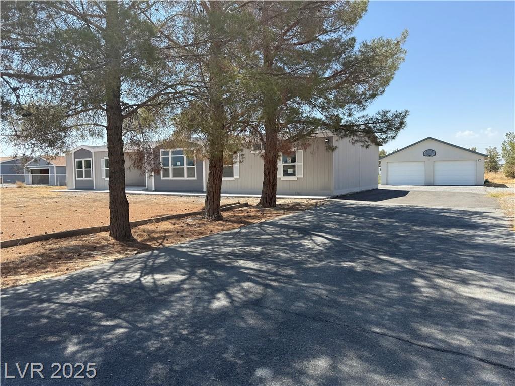 4561 Cheyenne WAY