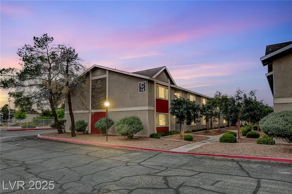 100 Crestline DR