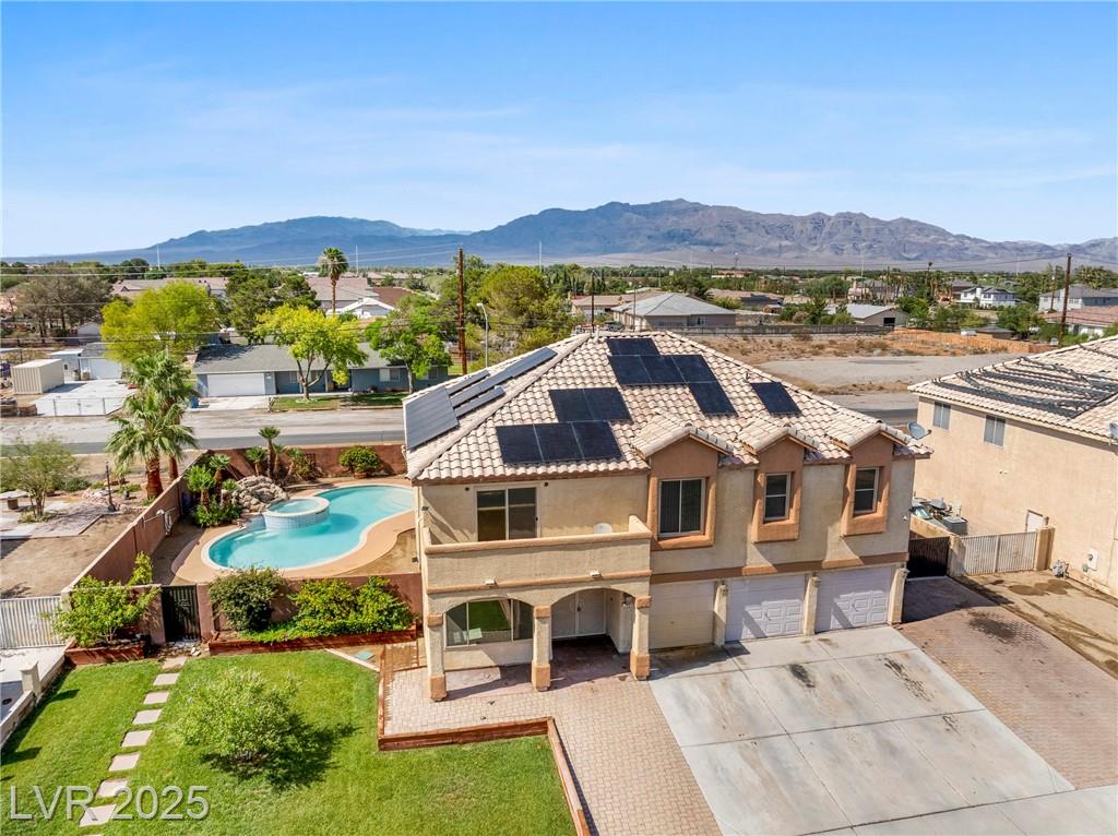 7100 Palatial AVE