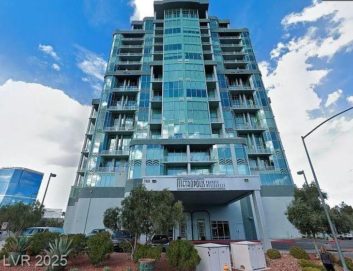 360 Desert Inn RD