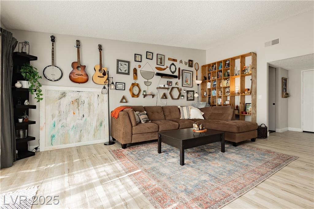 5235 Sunnywood DR