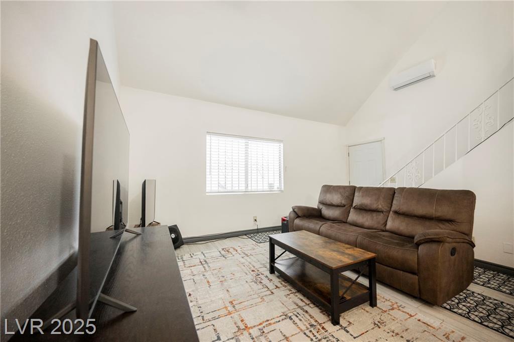 5107 Greene LN