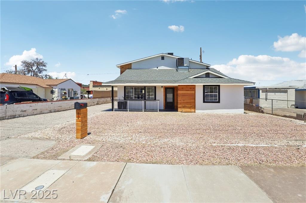 116 Victory RD