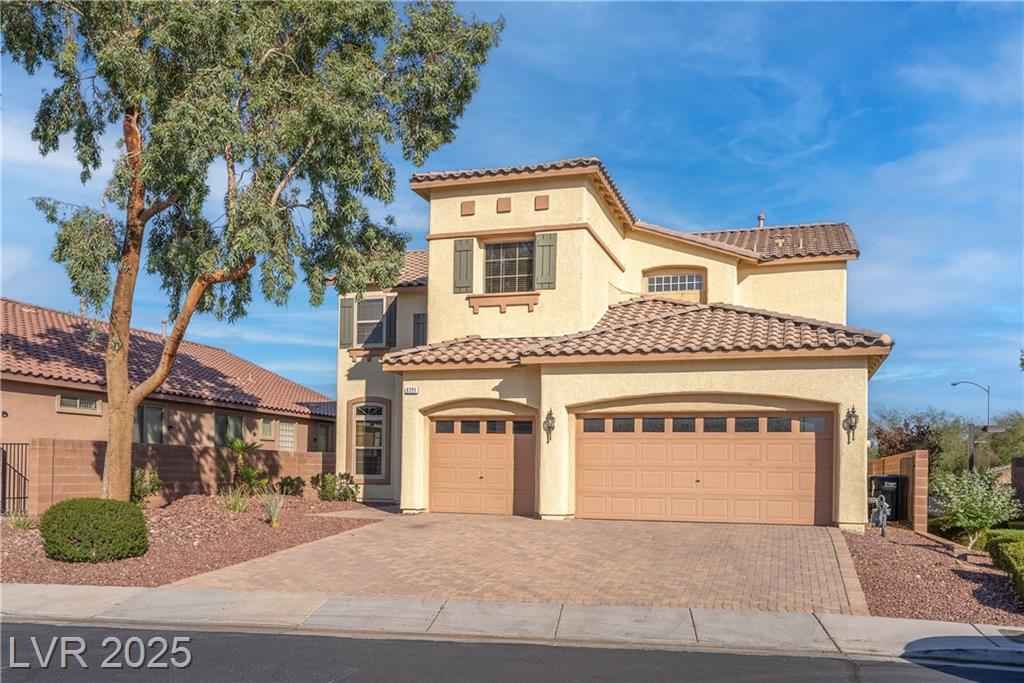 3721 Alcantara LN